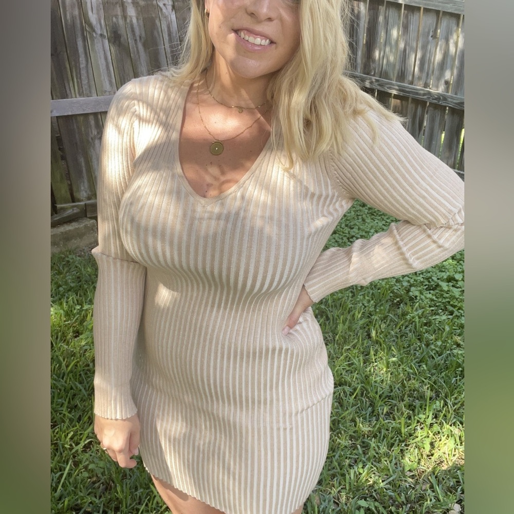 Ribbed sweater dress